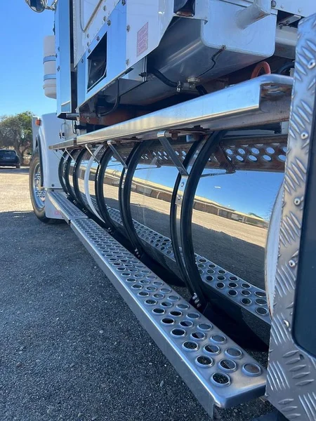 2013 Kenworth T909 164 ton Road Train rated - Image 18