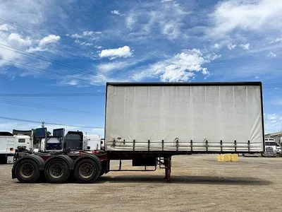 2013 Maxitrans 10 Pallet Lead Curtainsider Trailer photo 8