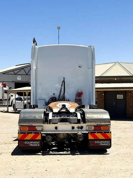 2014 Kenworth T409 Sar - Image 6