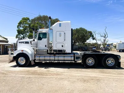 2014 Kenworth T909 Kenworth T909 6x4 prime mover New Crate eng fitted 2021 photo 6