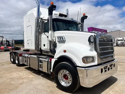 2014 Mack Titan Mack Titan 168 ton rated Mack Titan 140 ton rated with rebuild history