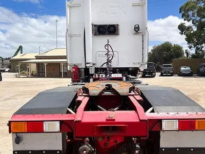 2014 Mack Titan Mack Titan 168 ton rated Mack Titan 140 ton rated with rebuild history photo 5