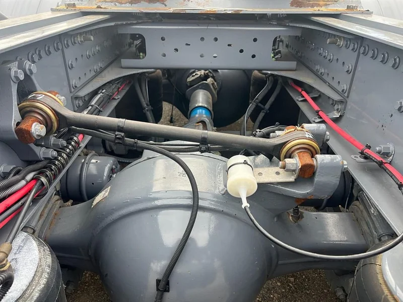2014 Mack Trident Low kms - Image 7
