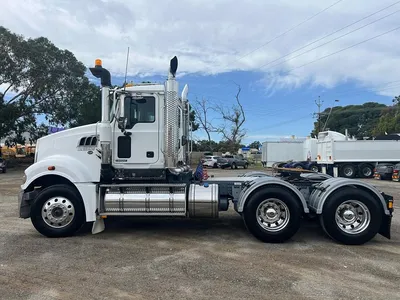 2014 Mack Trident Low kms photo 8