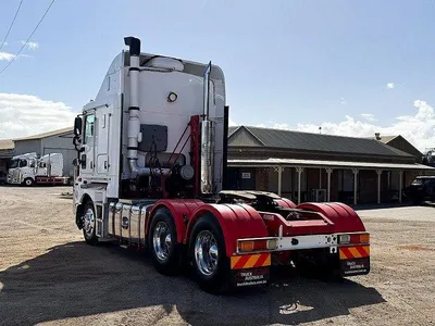 2015 Kenworth K200 6x4 Prime Mover photo 5