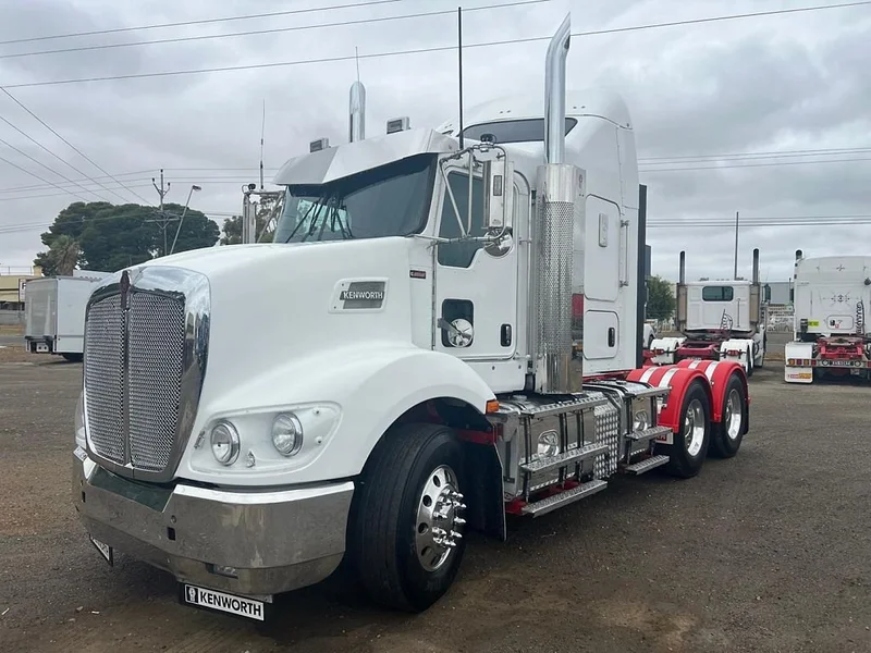 2015 Kenworth T400 Series T409 6x4 Prime Mover - Image 8