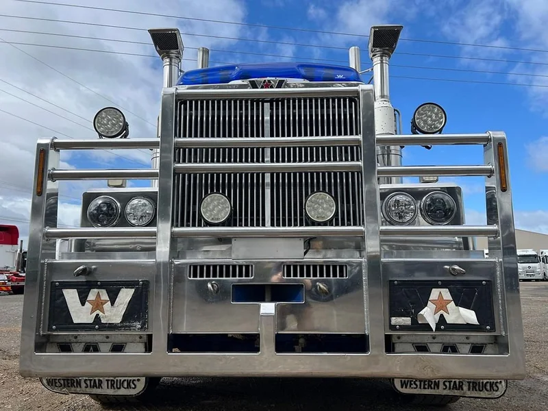 2015 Western Star 4900 6x4 PRIME MOVER, NEW DETROIT ENGINE FITTED NOV. 2022.  B DOUBLE/ROAD TRAIN FINANCE AVAILABLE - Image 16