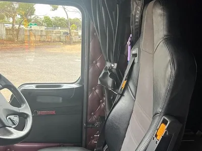 2016 Kenworth T909 Has Cummins rebuild history photo 12