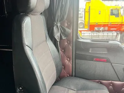 2016 Kenworth T909 Has Cummins rebuild history photo 23