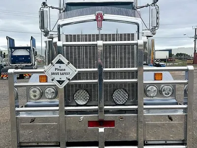 2016 Kenworth T909 Has Cummins rebuild history photo 10