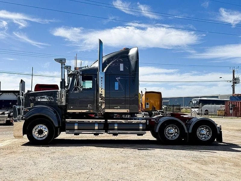2016 Western Star 4900 Series Western Star 4900 FXT 106 Ton Road Train rated - Image 5