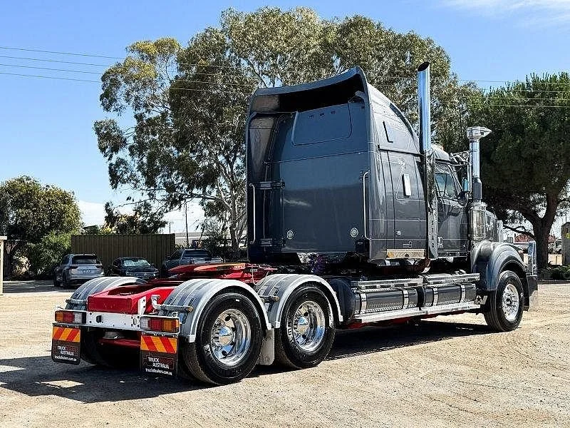 2016 Western Star 4900 Series Western Star 4900 FXT 106 Ton Road Train rated - Image 8