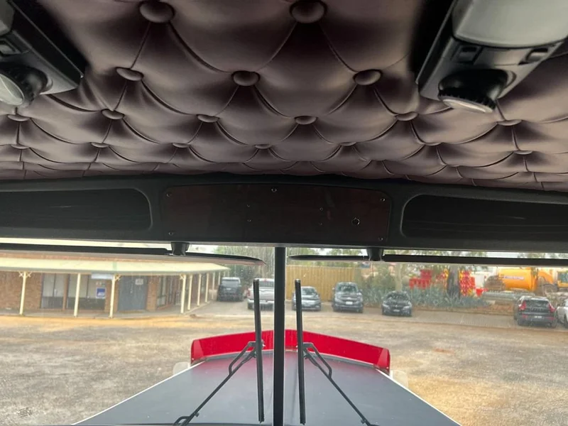 2017 Kenworth T909 140 ton rated - Image 30