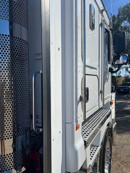 2018 Kenworth K200 6x4 PRIME MOVER. CUMMINS REBUILD 2024 WITH RECEIPTS B DOUBLE/ROAD TRAIN RTO FINANCE FROM 1338 PER WEEK - Image 23