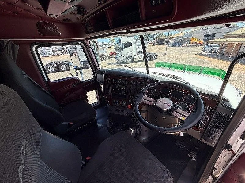 2019 Mack SUPERLINER Auto Prime Mover - Image 18