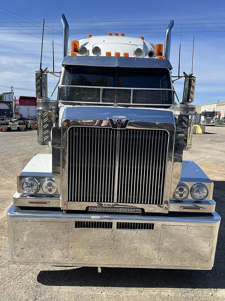 2019 Western Star 4800 6x4 PRIME MOVER, 54" STRATOSPHERE SLEEPER. B DOUBLE/ROAD TRAIN - Image 13