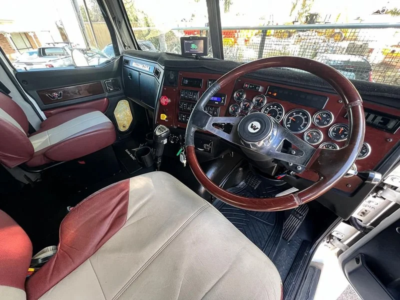 2019 Western Star 4800 6x4 PRIME MOVER, 54" STRATOSPHERE SLEEPER. B DOUBLE/ROAD TRAIN - Image 24