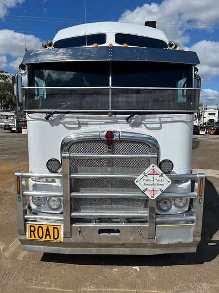 2020 Kenworth K200 6x4 PRIME MOVER. ENGINE REBUILD 2025 WITH RECEIPTS. B DOUBLE/ROAD TRAIN FINANCE AVAILABLE - Image 19