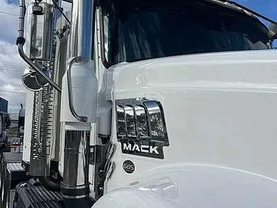 2022 Mack Titan 8x6 200 Ton Road Train rated with rebuild history photo 21