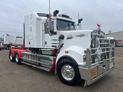 2017 Kenworth T909 140 ton rated can go to 160 ton recent rebuild
