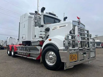 2017 Kenworth T909 140 ton rated can go to 160 ton recent rebuild photo 2