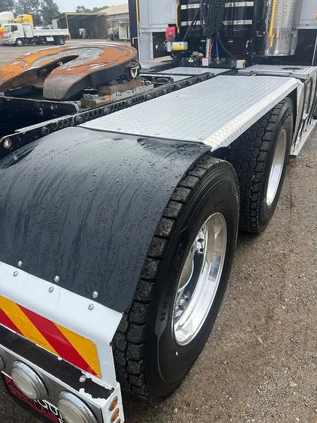 2018 Kenworth K200 163 ton rated under application only 435960 kms - Image 20