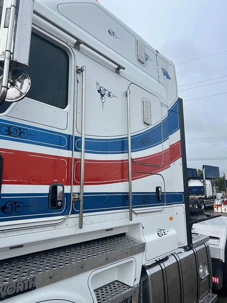 2018 Kenworth K200 163 ton rated under application only 435960 kms - Image 23
