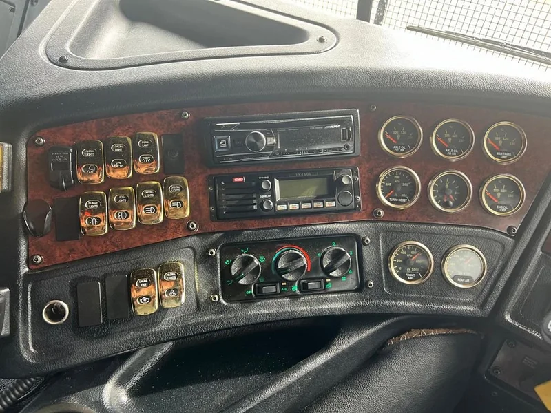 2018 Kenworth K200 163 ton rated under application only 435960 kms - Image 38
