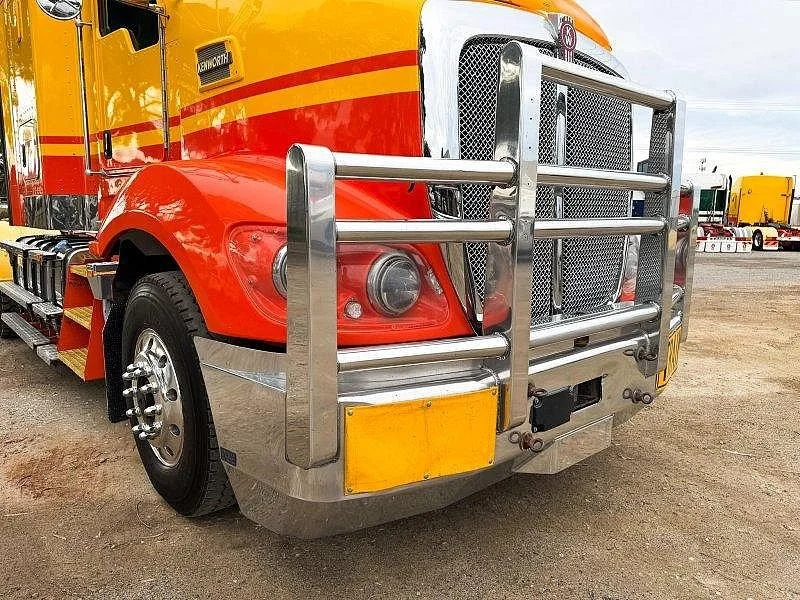 2016 Kenworth T600 Series T609 6x4 prime mover new enginge fitted 2021 - Image 11