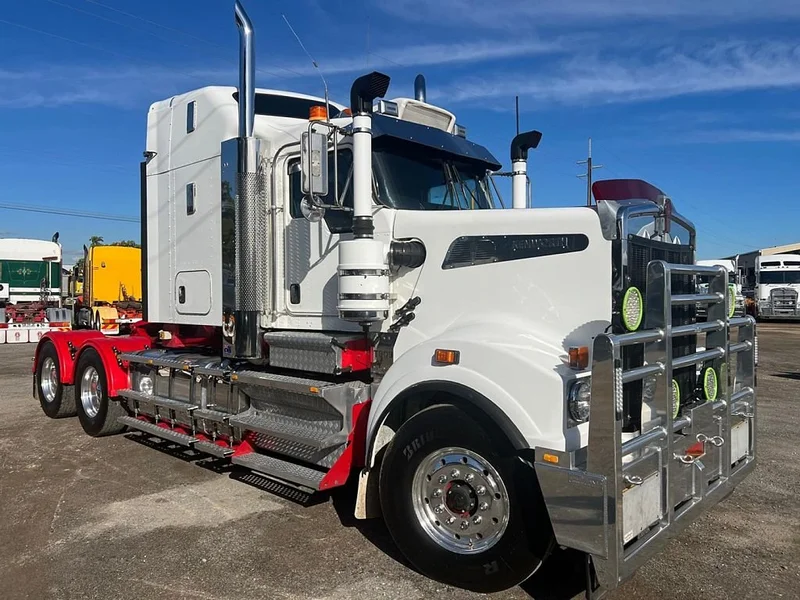 2017 Kenworth T909 6x4 Prime Mover 155 ton Road Train Rated - Image 2