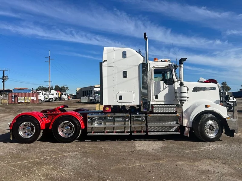 2017 Kenworth T909 6x4 Prime Mover 155 ton Road Train Rated - Image 5