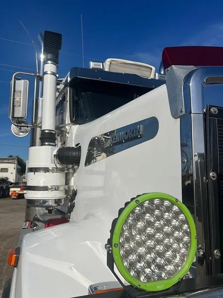 2017 Kenworth T909 6x4 Prime Mover 155 ton Road Train Rated - Image 6