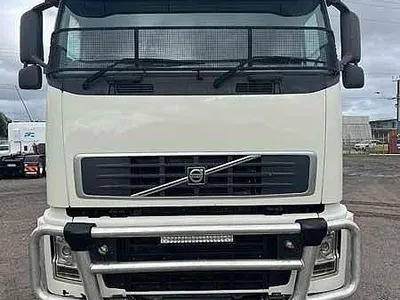 2008 Volvo FH Series FH500 6X4 Prime Mover has low kms photo 12