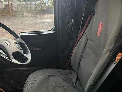 2016 Kenworth T600 Series T609 6x4 prime mover photo 20