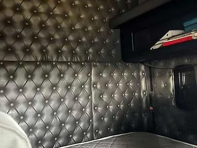 2016 Kenworth T600 Series T609 6x4 prime mover photo 33