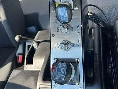 2017 Isuzu Giga 6x4 Hardox tipper only 229486 kms photo 23