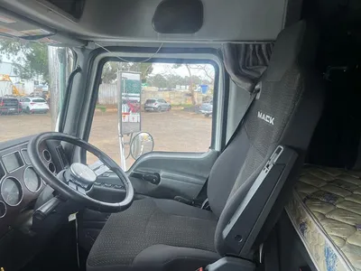 2018 Mack SUPERLINER 6X4 Prime Mover will take 4 mtr tip body photo 24