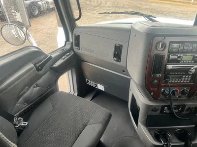 2018 Mack SUPERLINER 6X4 Prime Mover will take 4 mtr tip body photo 30