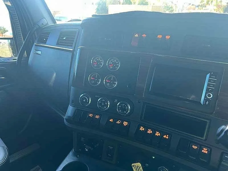 2021 Kenworth T610 T610 SAR 6x4 prime mover with recent engine rebuild - Image 19