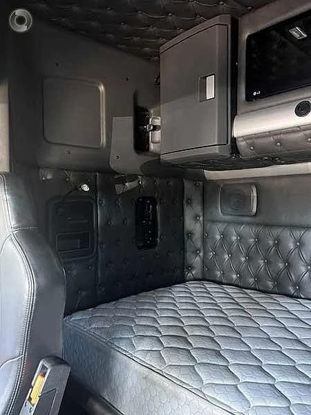 2021 Kenworth T610 T610 SAR 6x4 prime mover with recent engine rebuild - Image 28