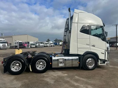 2022 Volvo FH Series FH600 6X4 Prime Mover only 297600 kms photo 2