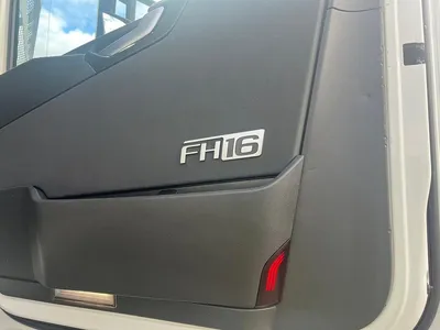 2022 Volvo FH Series FH600 6X4 Prime Mover only 297600 kms photo 12