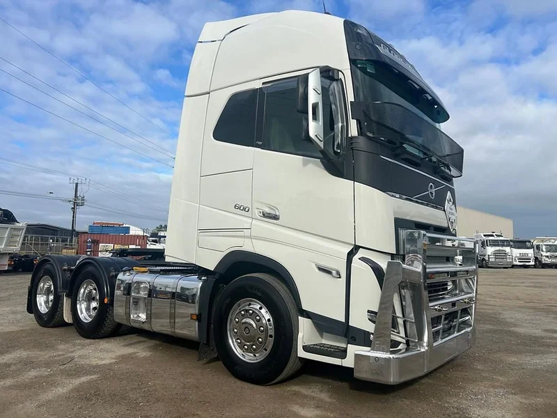 2022 Volvo FH Series FH600 6X4 Prime Mover only 297600 kms - Image 3