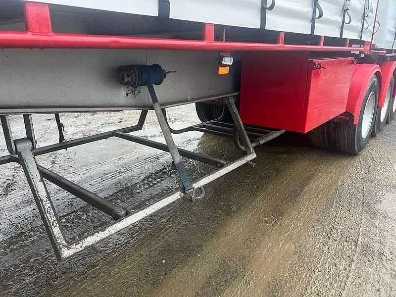 2004 Lusty/Maxitrans Curtainersiders 34 Pallet BDouble with Mezz in rear and Ringfeder - Image 12
