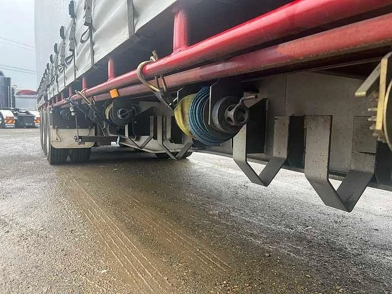 2004 Lusty/Maxitrans Curtainersiders 34 Pallet BDouble with Mezz in rear and Ringfeder - Image 25
