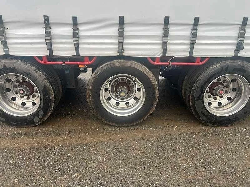 2004 Lusty/Maxitrans Curtainersiders 34 Pallet BDouble with Mezz in rear and Ringfeder - Image 26
