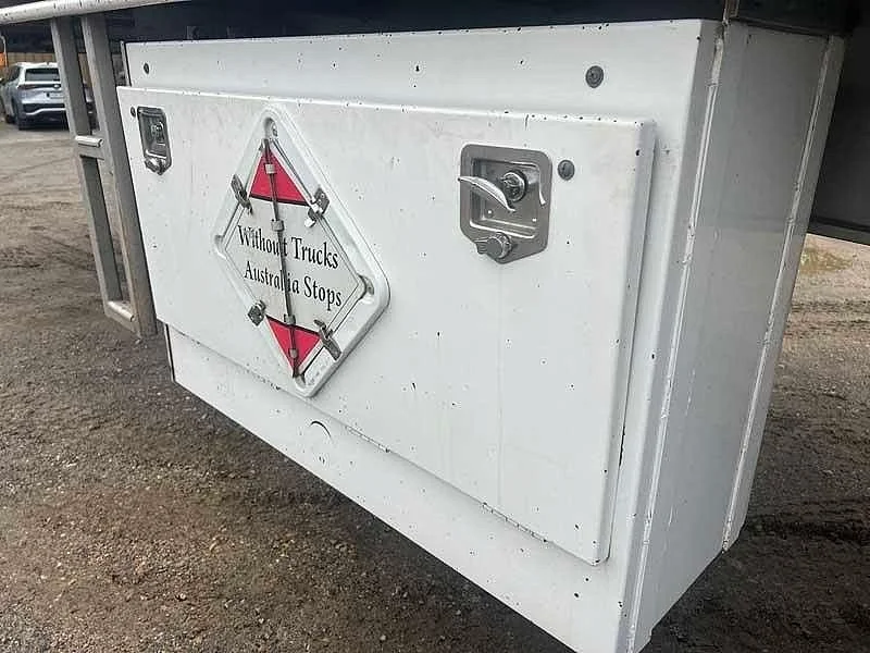 2017 Krueger Curtainsiders BDouble curtainsiders rear drop deck with mezz - Image 17