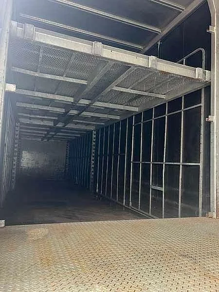 2017 Krueger Curtainsiders BDouble curtainsiders rear drop deck with mezz - Image 25