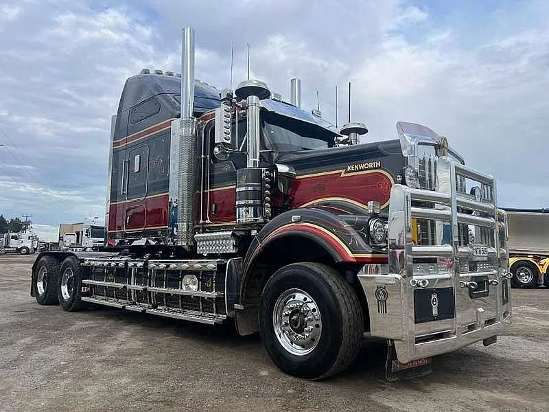 2021 Kenworth C5 Series C509 with recent engine history and low kms - Image 2