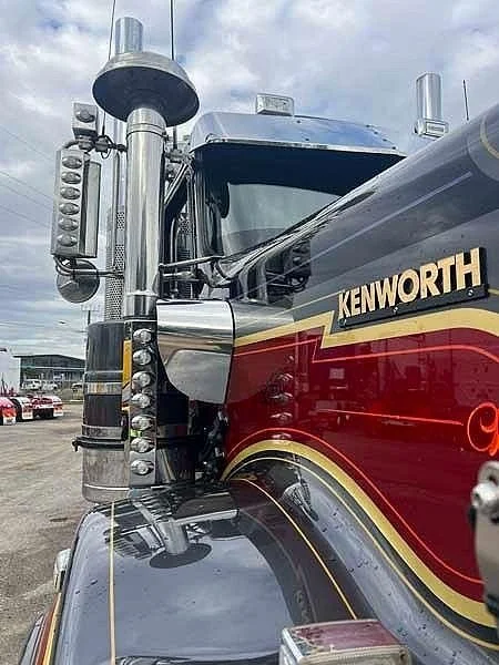 2021 Kenworth C5 Series C509 with recent engine history and low kms - Image 12